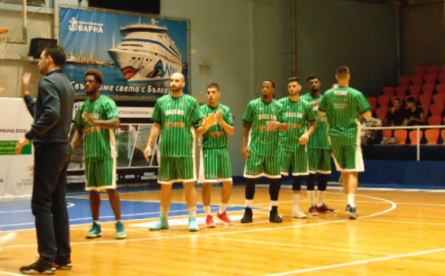 Балкан спечели много трудно гостуването си на Черно море Тича