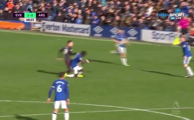 Идриса Гей закопа всички шансове на своя Евертън да направи