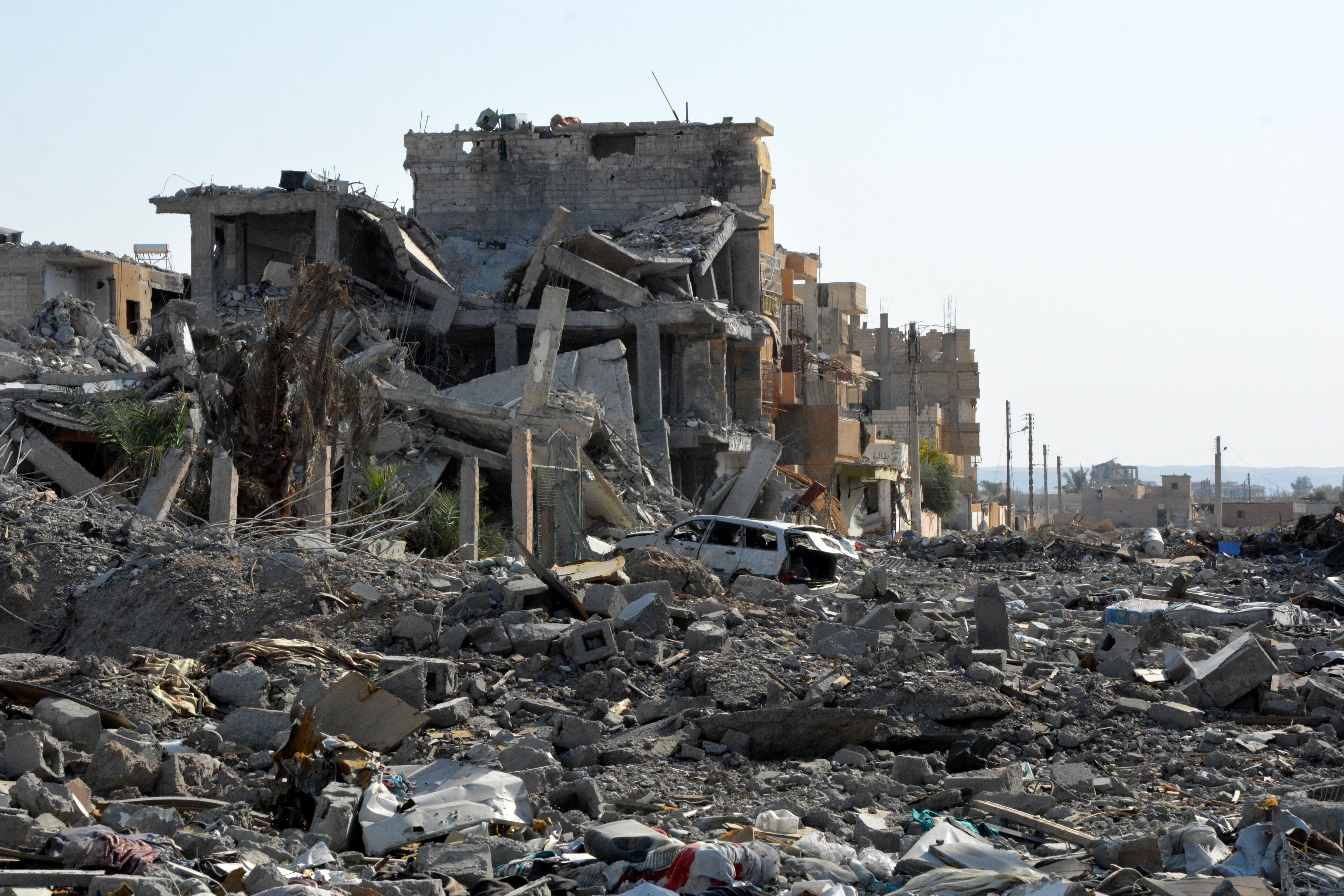 Така изглежда сирийският град Ракка след тригодишната власт на "Ислямска държава" и няколкомесечните американски бомбардировки