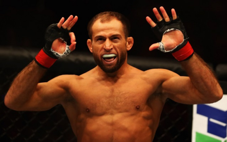 Майрбек Тайсумов се подигра с всички в лека категория на UFC