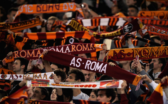 Група фенове на Рома са атакували привърженици на Челси в