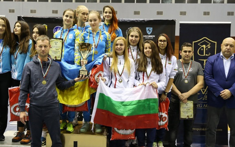 България с бронз отборно от „Сабята на Етрополски”