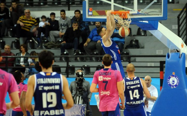 Националът Йордан Минчев се завърна в игра за баскетбония МЗТ