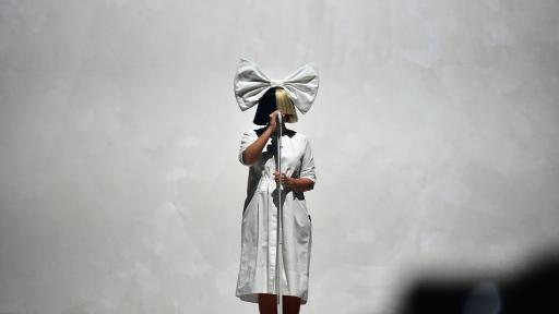  Певицата Сиа с шокиращо самопризнание за секса 