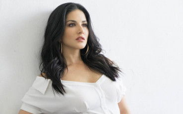 instagram.com/sunnyleone