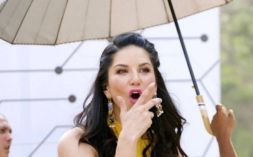 instagram.com/sunnyleone