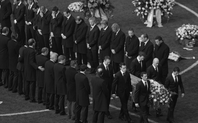 Днес се навършват осем години от самоубийството на германския национален