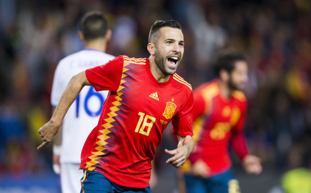 Испания не показа никаква милост и размаза с 5 0 Коста