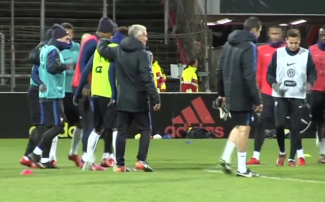 Селекционерът на Франция Дидие Дешан призна че Германия се намира