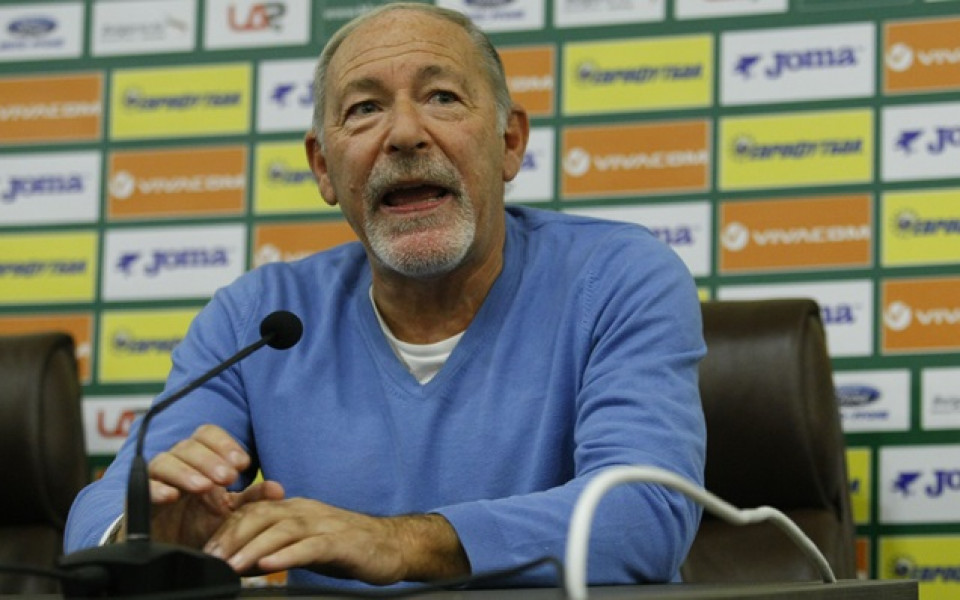 Членът на съдийската комисия на УЕФА Марк Бата изпрати специално