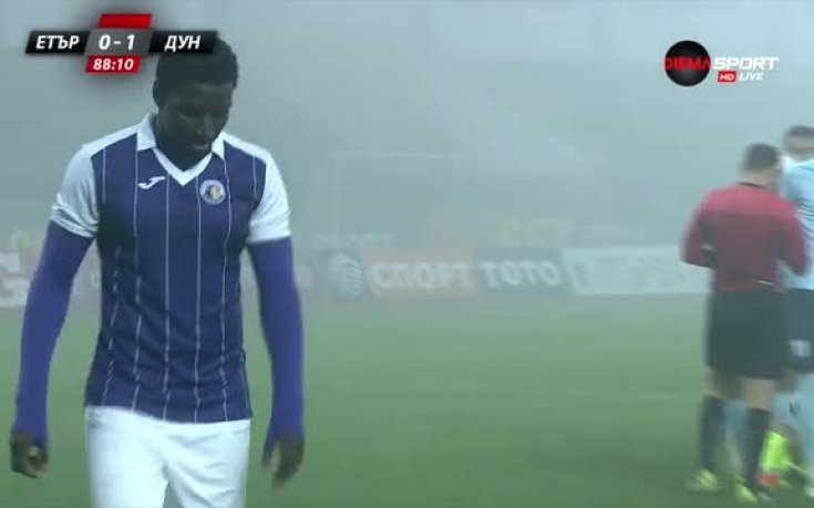 Бадара получи червен картон срещу Дунав