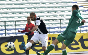 Ремито между Витоша и Локо Пловдив в снимки