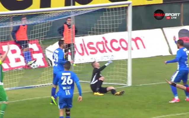 Футболистите на Лудогорец изразиха претенции за дузпа в 39 ата