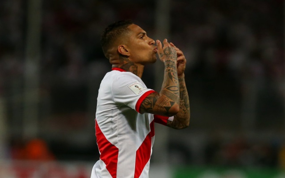 ФИФА изслуша капитана на Перу
