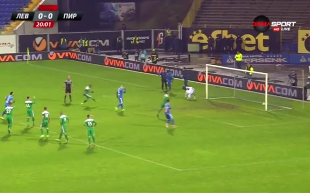 Левски Пирин 1 0 първо полувреме