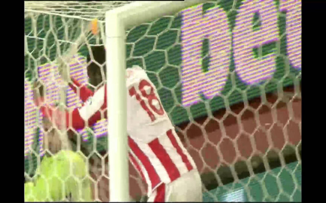 Стоук Сити изкова изключително важен успех над Суонси в още