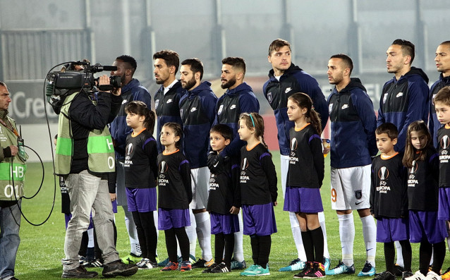 Треньорът на Истанбул Башакшехир Абдула Авджъ предпочете да се концентрира