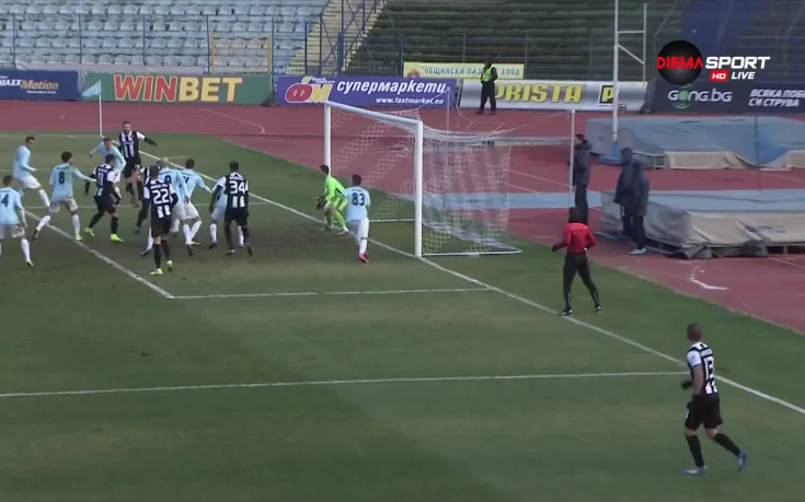 Интригата на Градския стадион в Русе се върна