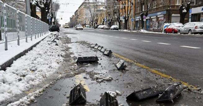 Снегорини съсипаха новата велоалея на булевард Дондуков сигнализираха граждани във