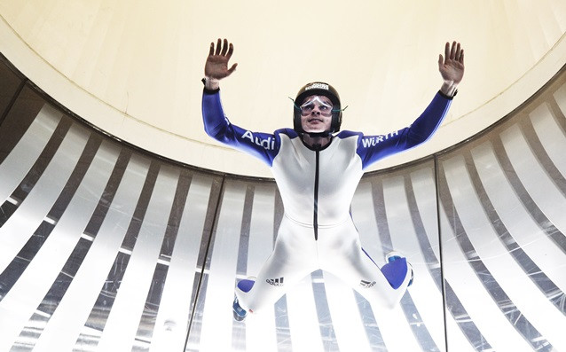 Германецът Рихард Фрайтаг спечели състезанието от Световната купа по ски скокове