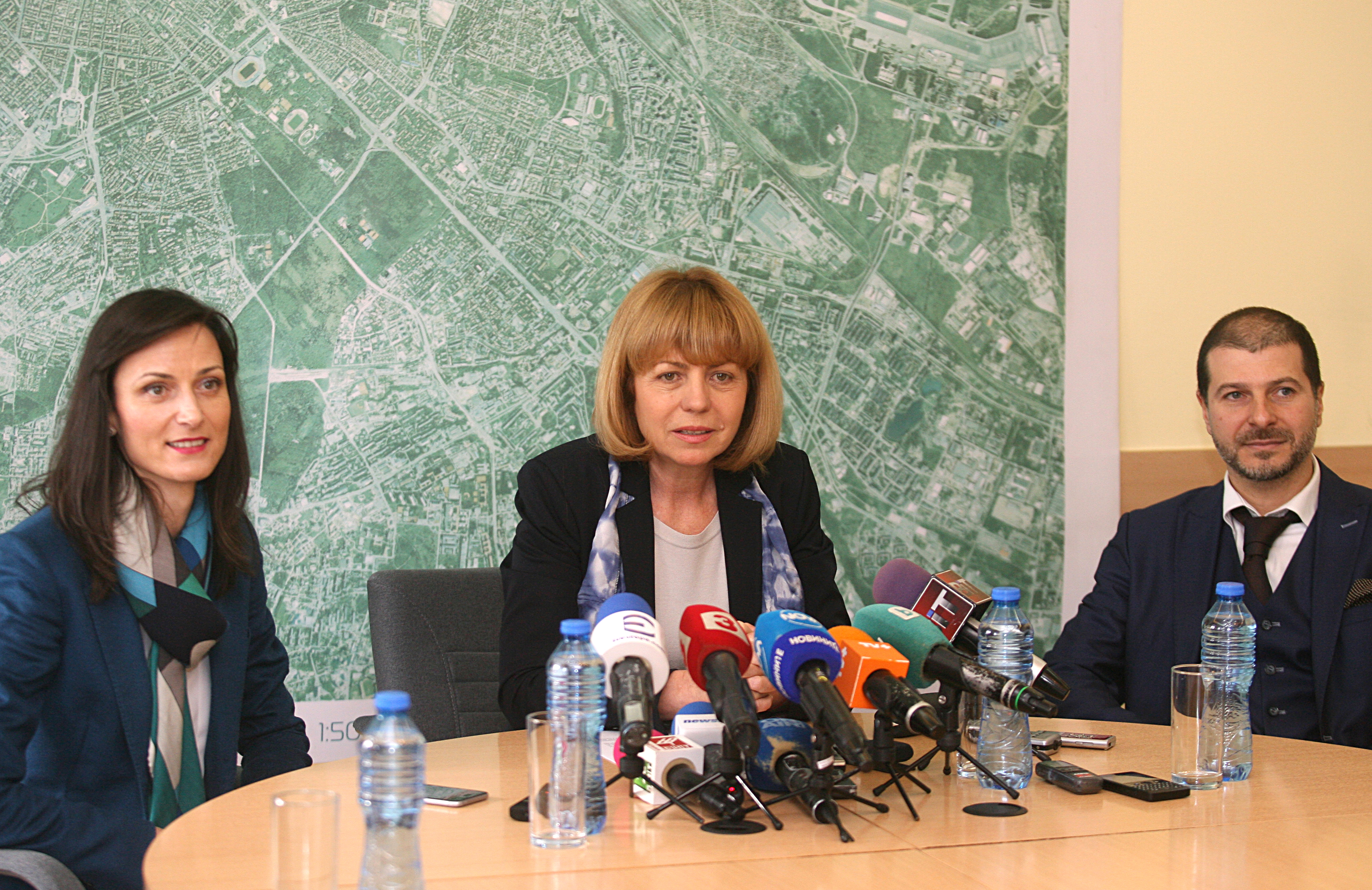 Йорданка Фандъкова е кандидатът на ГЕРБ за четвърти мандат. Тя стана кмет 2009 година, когато довърши мандата на Бойко Борисов. Тя спечели изборите 2011 година и 2015 година.