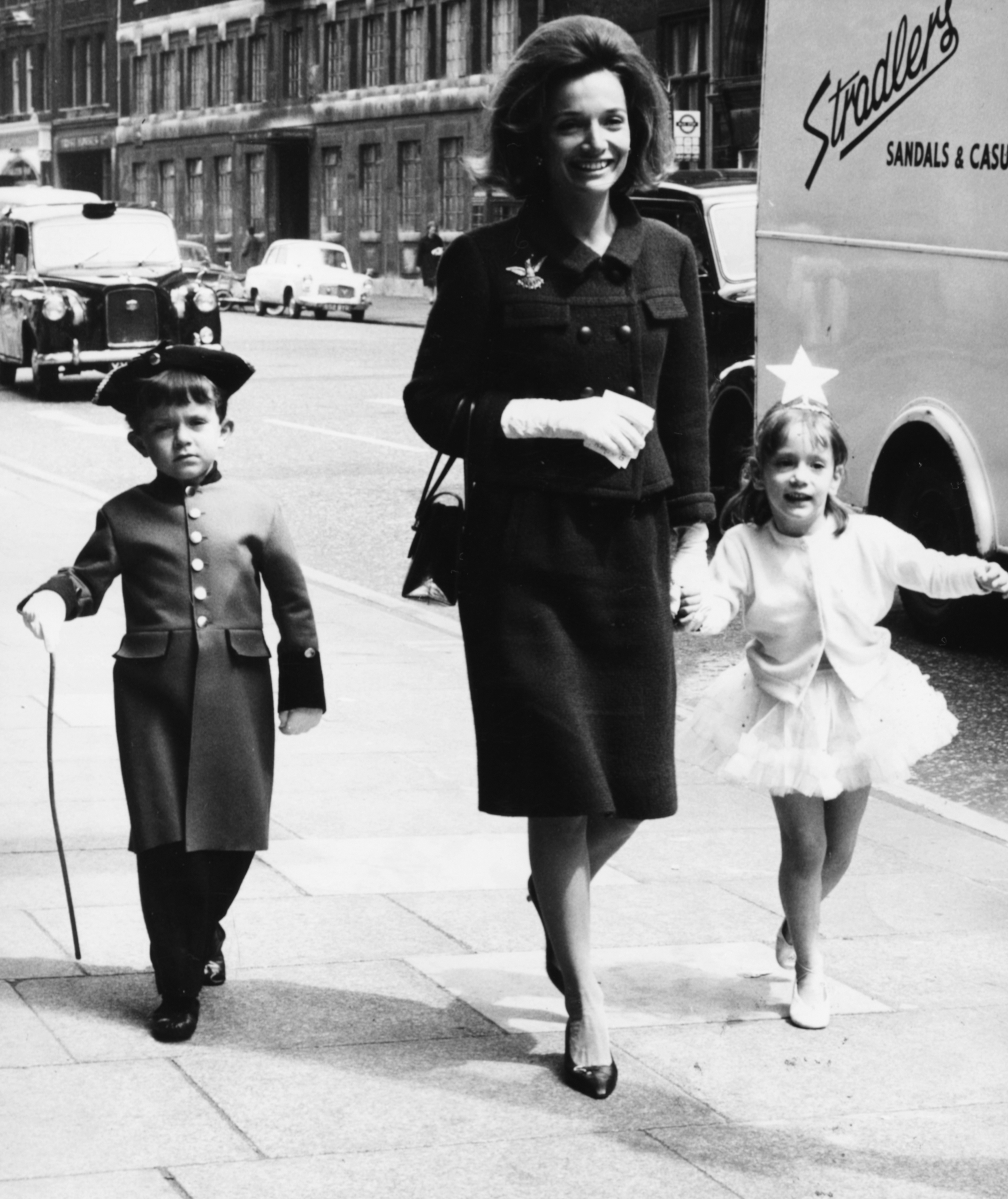Лий Резвил (сестрата на Джаки Кенеди), 1964 г.
