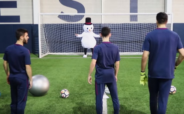 В Ман Сити имат сериозни проблеми със снежните човеци...