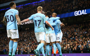 Какво се пее в съблекалнята на Ман Сити?! Естествено за Моуриньо