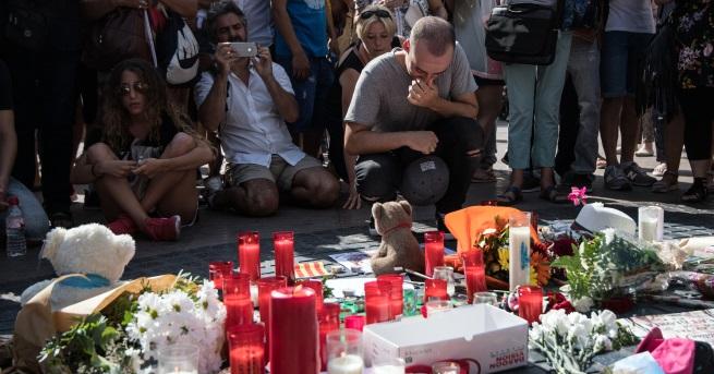 2017 та ще остане като мрачна и напрегната за целия