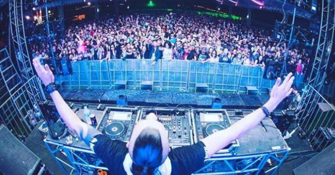 Бразилски диджей почина след като сцена се срути върху него Инцидентът