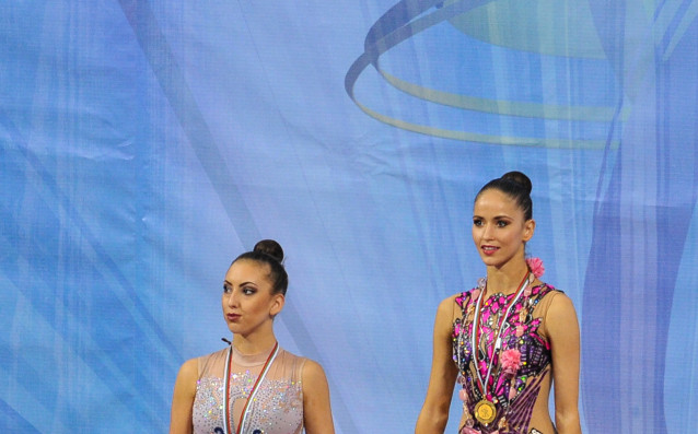 Българските гимнастички Катрин Тасева и Невяна Владинова се класираха за