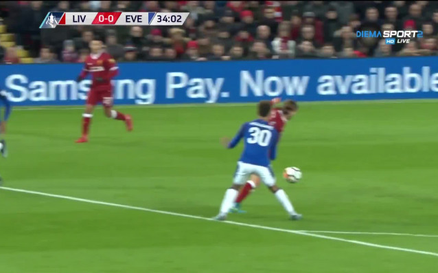 Ливърпул и Евертън изиграха много напрегната и интересна първа част