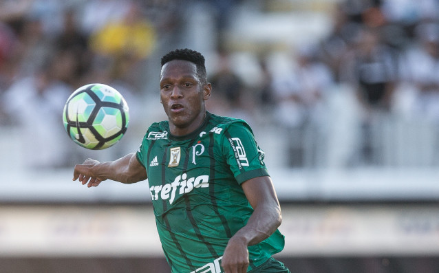 Йери Мина е следващото ново попълнение на Барселона съобщава радио