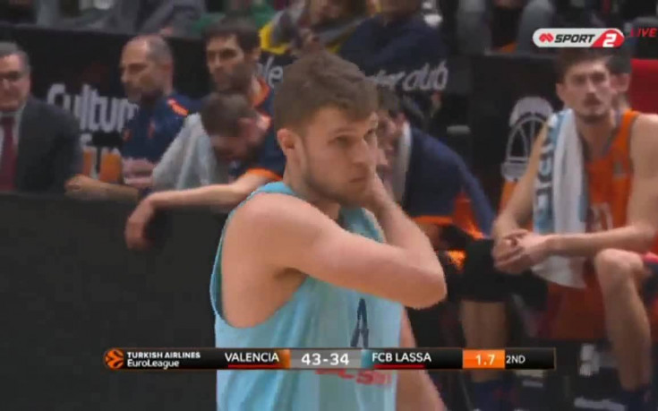 Изявите на Александър Везенков срещу Валенсия