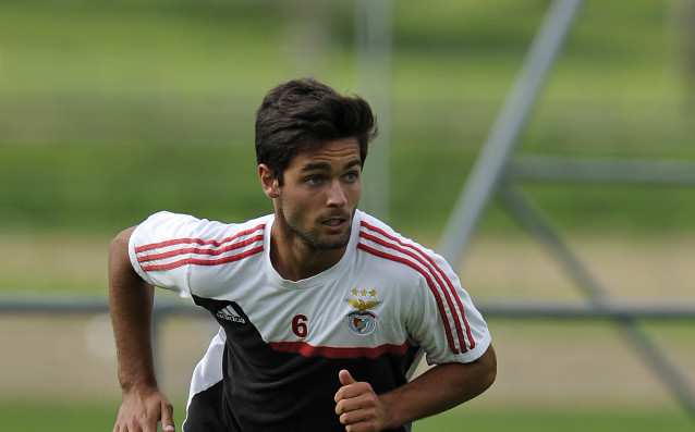 Очакваното пристигане на португалския халф Филипе Нашименто на подготвителния лагер