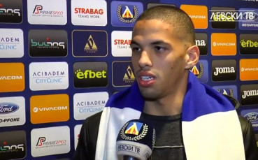 Ривалдиньо: Харесвам всичко в Левски, вярвам в този отбор