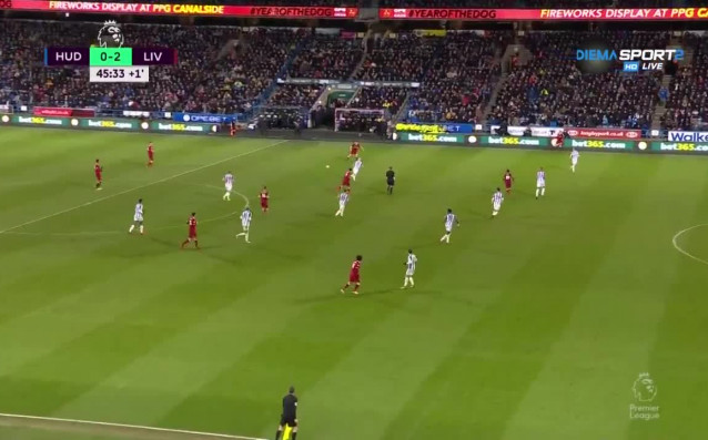Ливърпул води с 2 0 на Хъдърсфийлд Таун след първото полувреме