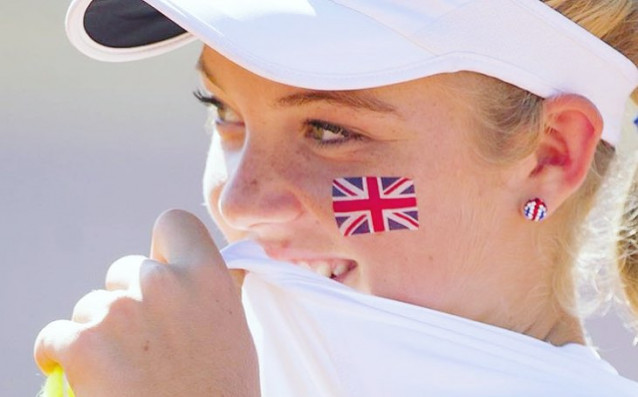 Сладката тийнейджърка Кейти Суон е в Топ 10 на британския