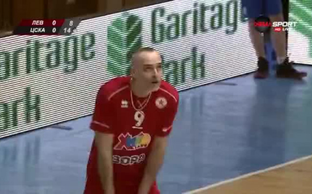 ЦСКА поведе с 1 0 гейма срещу Левски във вечното