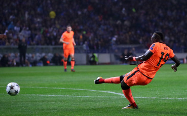 Ливърпул направи за смях хартиените 