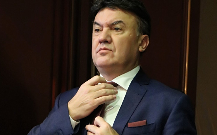 Предложенията на Боби Михайлов: Русев в Изпълкома, Ганчев аут