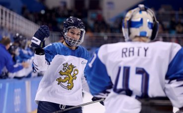 Финландия допълни хокейния топ 4 при дамите