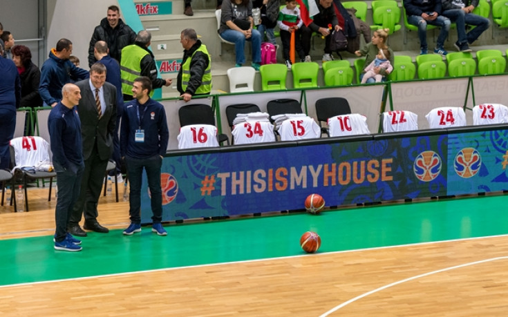 Баскетболистите започнаха подготовка за Чехия и Финландия