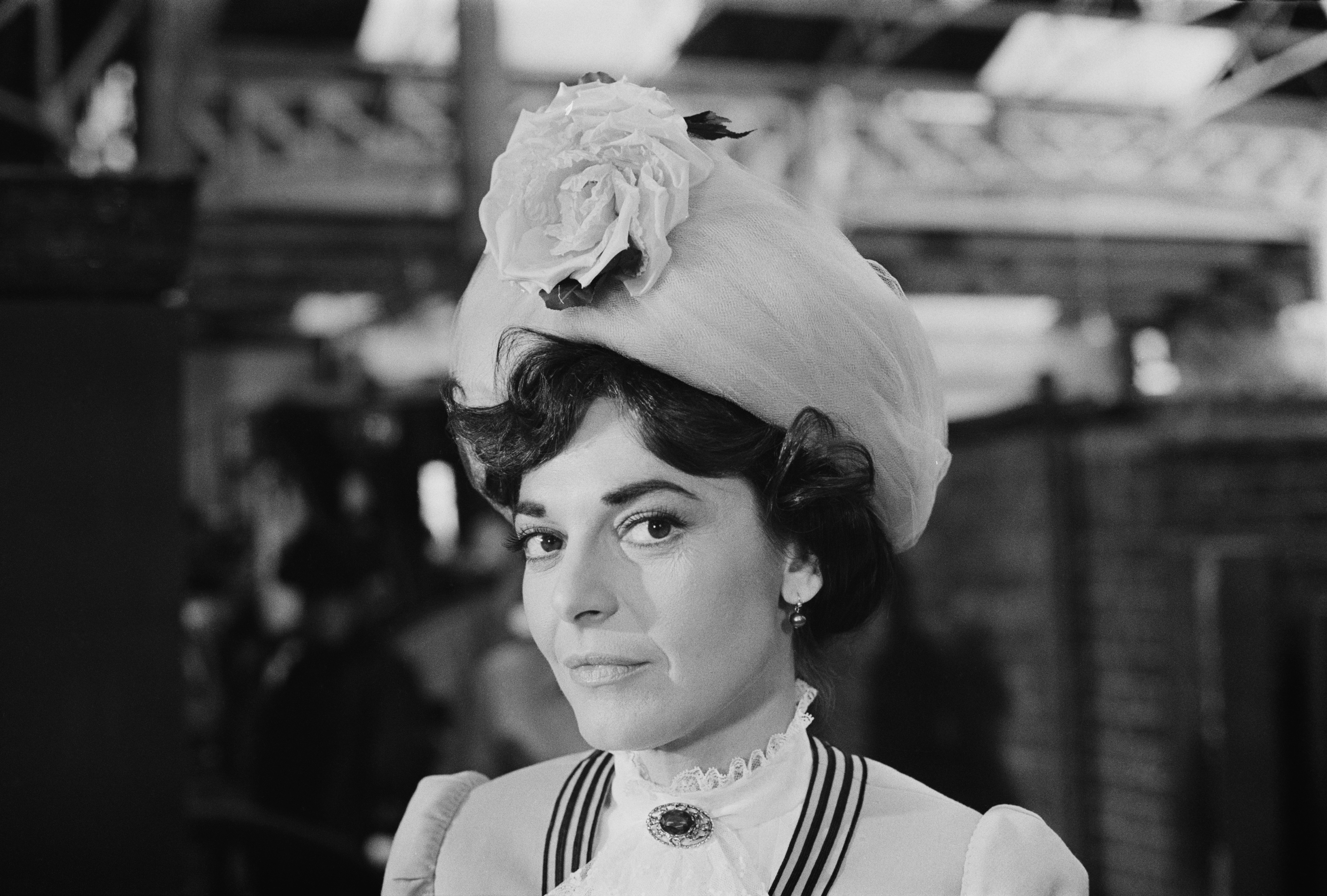 Ан Банкрофт печели през 1963