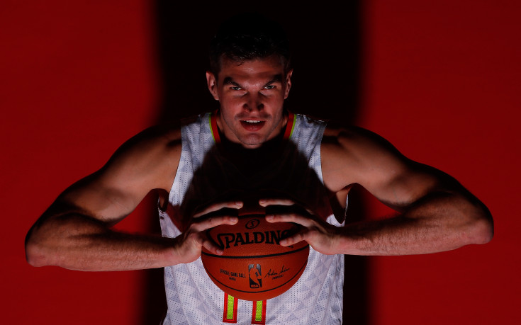 Тиаго Сплитер се видя принуден да спре с баскетбола