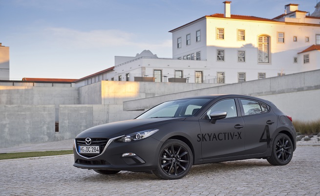 Mazda Skyactive-X: бъдещето на бензиновия двигател? (тест драйв)