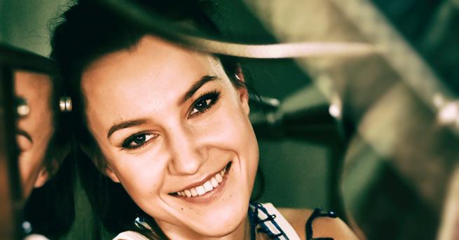 Дария Симеонова е бременна с първото си дете Новината съобщи