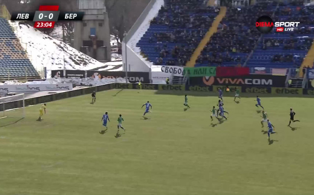 Левски и Берое играят при 0 0 при домакинството си