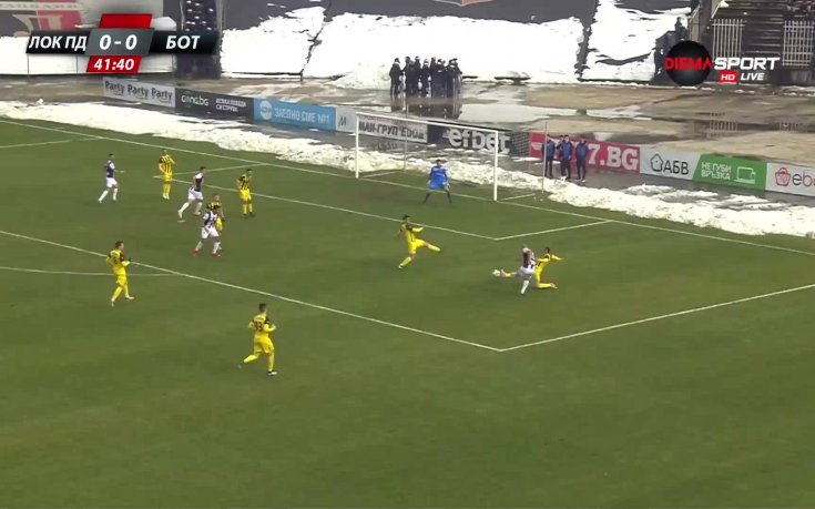 Локомотив Пд - Ботев Пд 0:0 /първо полувреме/