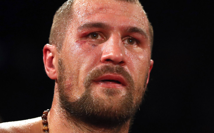 Ковальов нокаутира Михалкин, запазвайки титлата на WBO